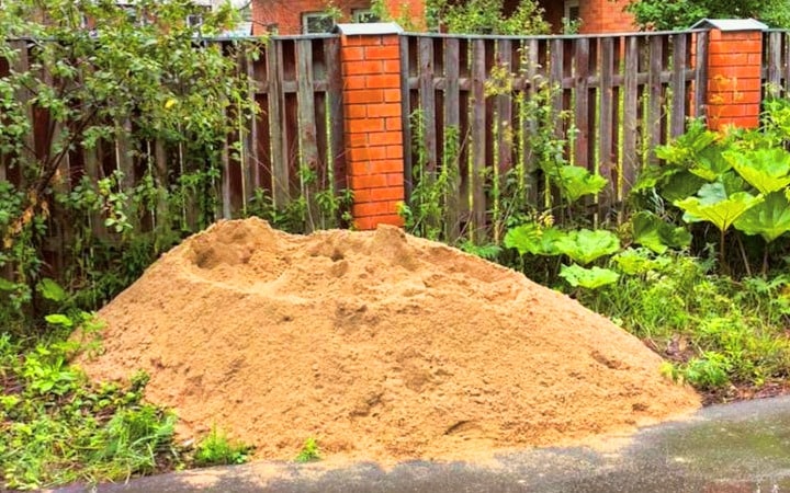 Доставка песка и пескогрунта в Дорохово